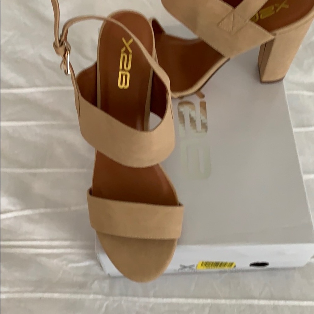 Shoes - Picture 2 of 5